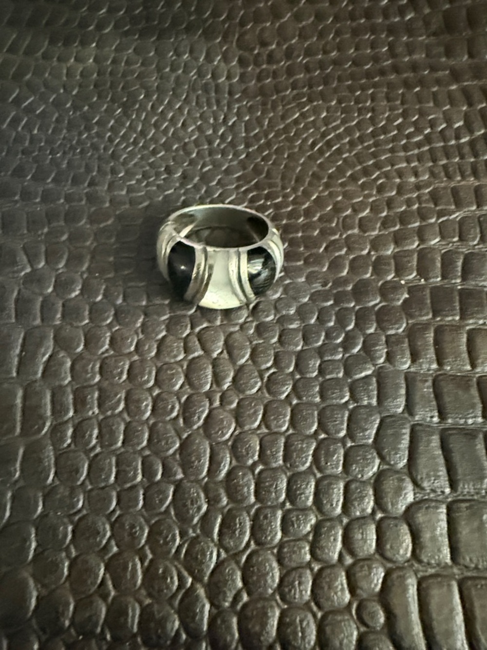 925 Sterling Silver Black Onyx & Mother Of Pearl Dome Ring 7.1g